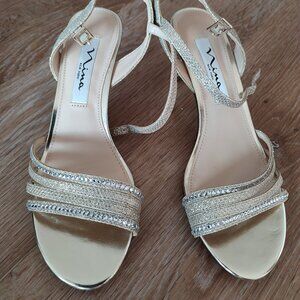 Nina light gold sandal (New)
